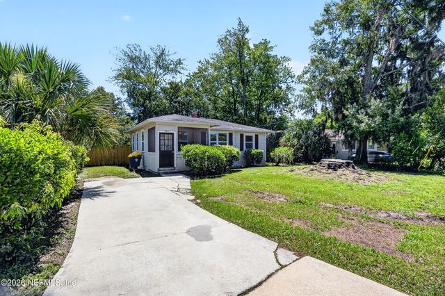 7611 TARLETON Road, Jacksonville, FL 32208