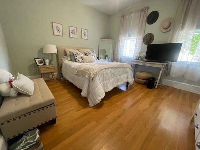 580 East 3rd St 2, Boston, MA 02127