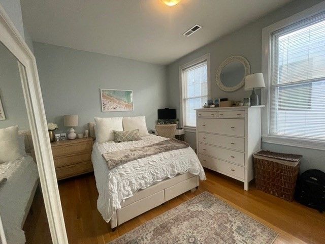 580 East 3rd St 2, Boston, MA 02127