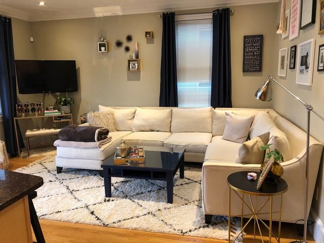 580 East 3rd St 2, Boston, MA 02127