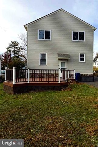 221 CENTRAL AVE, Glenside, PA 19038