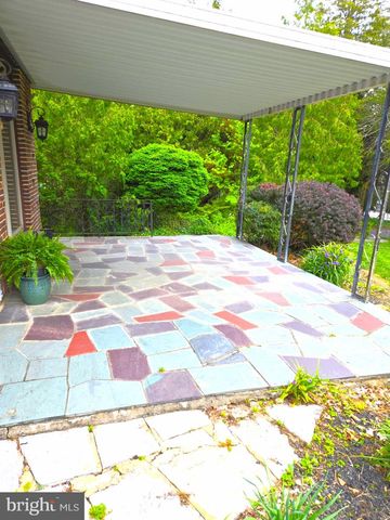 815 E MAIN ST, Waynesboro, PA 17268