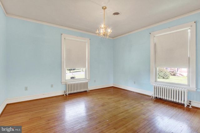 815 E MAIN ST, Waynesboro, PA 17268