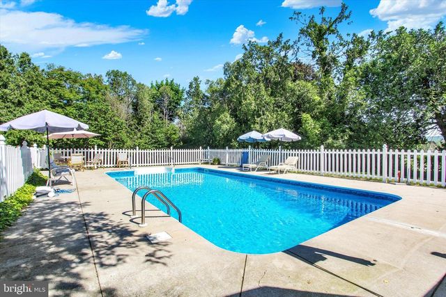 815 E MAIN ST, Waynesboro, PA 17268