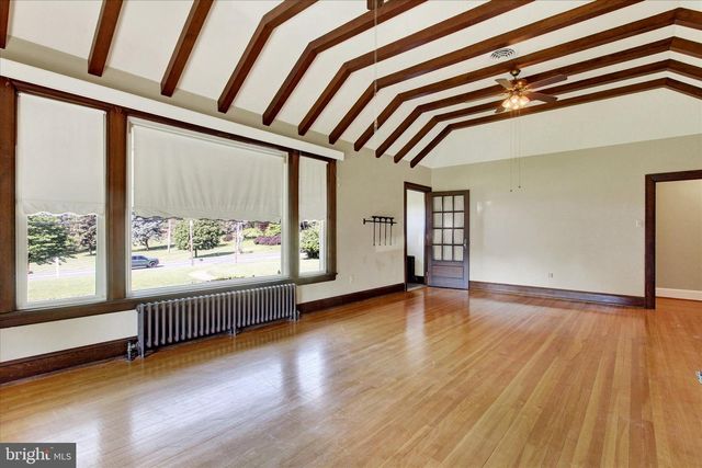 815 E MAIN ST, Waynesboro, PA 17268