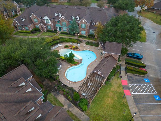 17910 Skyline Arbor Terrace, Houston, TX 77094