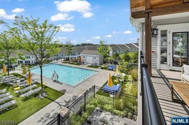 81 Sequoia Drive, Cedar Grove, NJ 07009