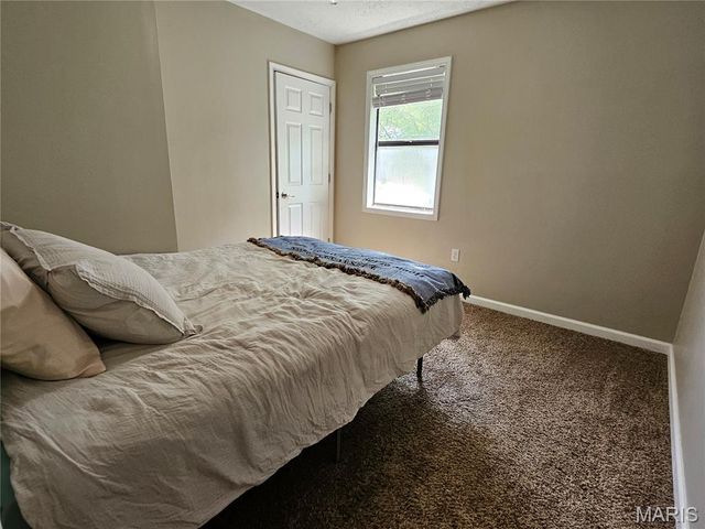 108 Wildrose Place, St Robert, MO 65584