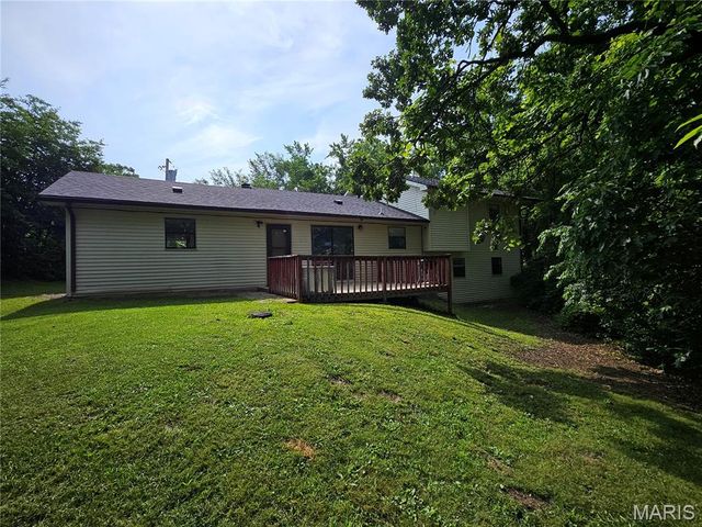 108 Wildrose Place, St Robert, MO 65584