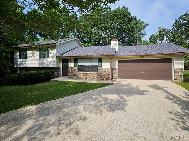 108 Wildrose Place, St Robert, MO 65584