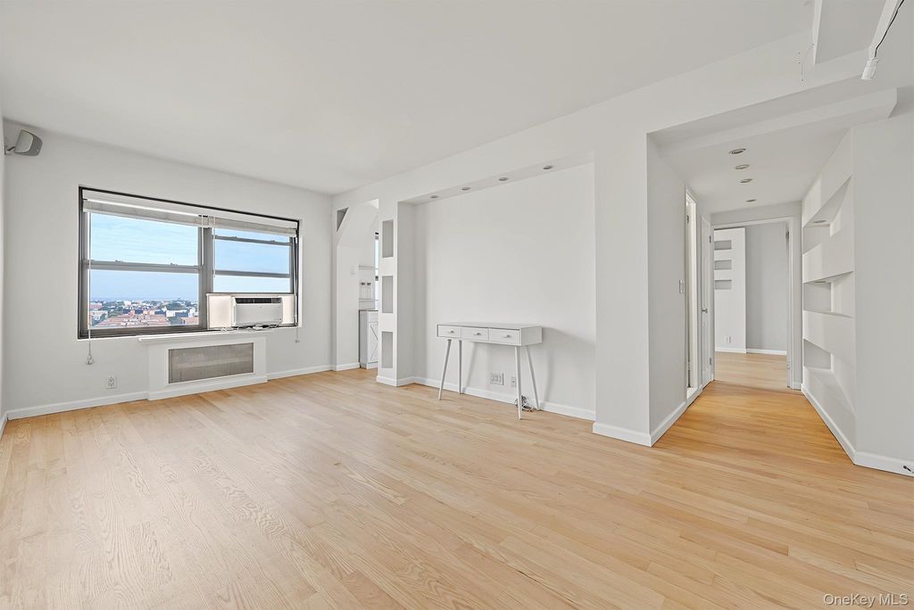 99-05 63rd Drive 14O, Rego Park, NY 11374 — photo 4
