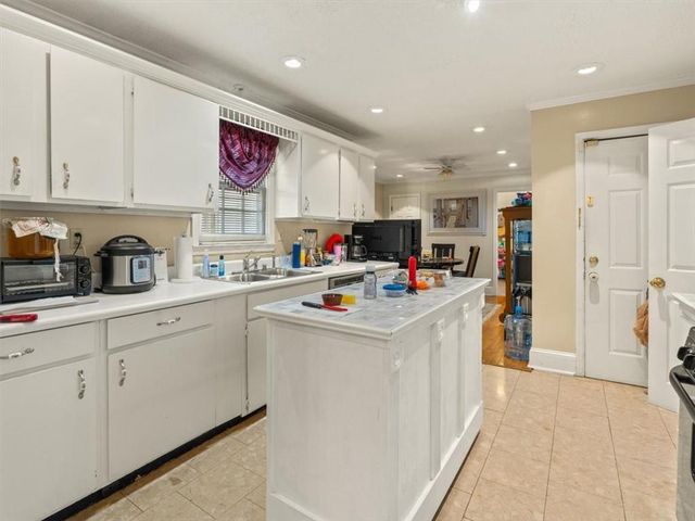 1480 Niskey Lake SW Road, Atlanta, GA 30331