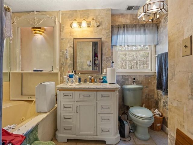 1480 Niskey Lake SW Road, Atlanta, GA 30331