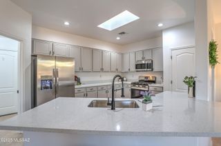 455 S Atlanta Drive, Vail, AZ 85641