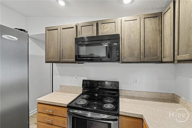 1204 Myers Street, Savannah, GA 31405