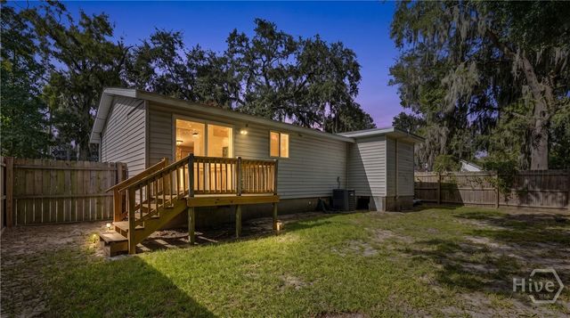 1204 Myers Street, Savannah, GA 31405