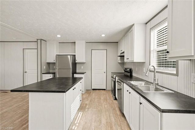 540 Cecil Road, Lexington, NC 27295