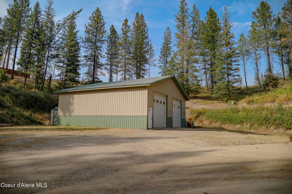 483 Paradise Ln, Pinehurst, ID 83850 photo 5