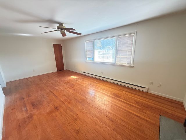 33 jones Street 35, West Haven, CT 06516