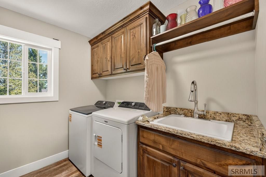 Image 22 of property listing at 206 N 3600 E, Rigby, ID 83442