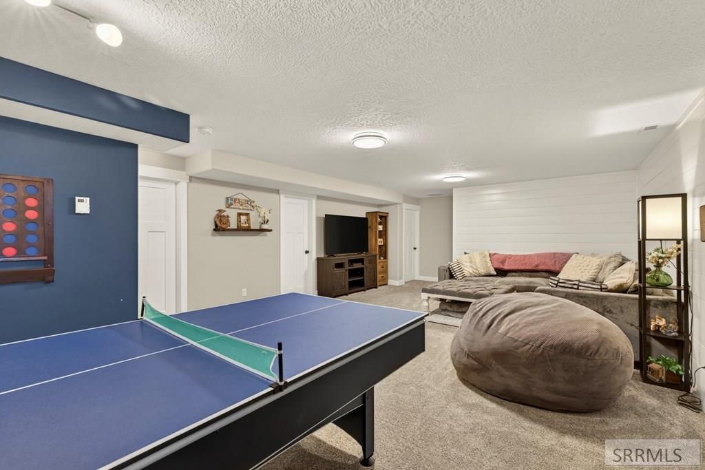 Image 25 of property listing at 206 N 3600 E, Rigby, ID 83442