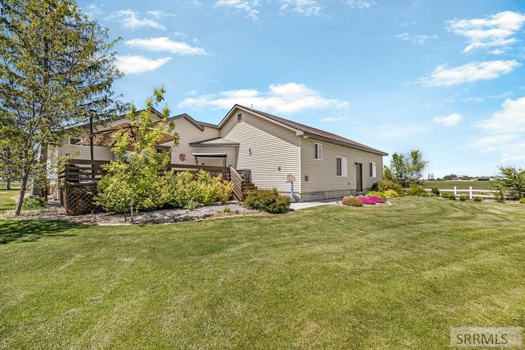 Image 33 of property listing at 206 N 3600 E, Rigby, ID 83442