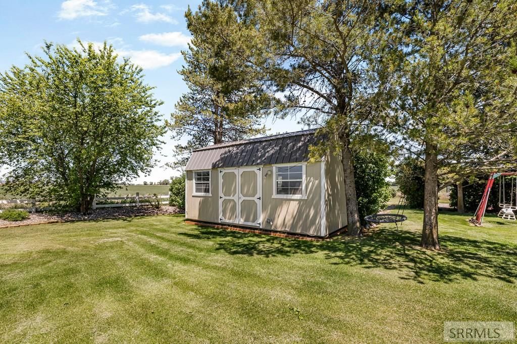 Image 36 of property listing at 206 N 3600 E, Rigby, ID 83442