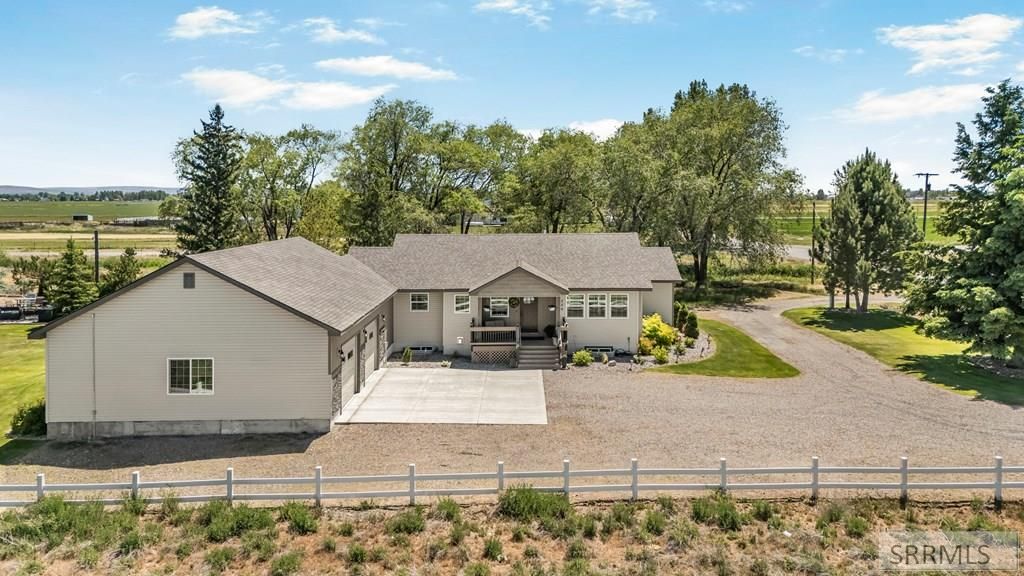Image 45 of property listing at 206 N 3600 E, Rigby, ID 83442