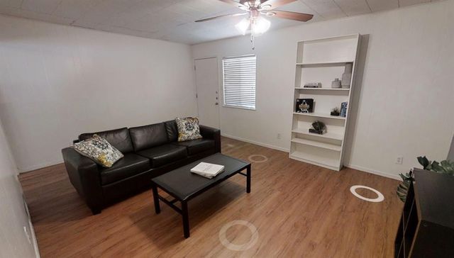 3011 Whitis Ave 204, Austin, TX 78705