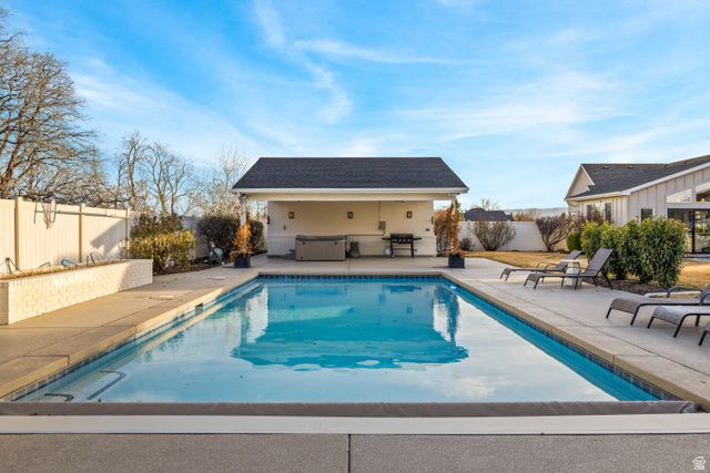 10248 N MYSTIC DR, Highland, UT 84003