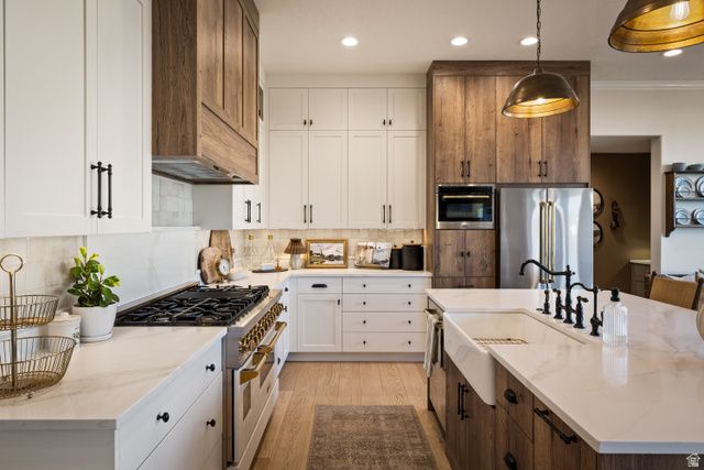 10248 N MYSTIC DR, Highland, UT 84003