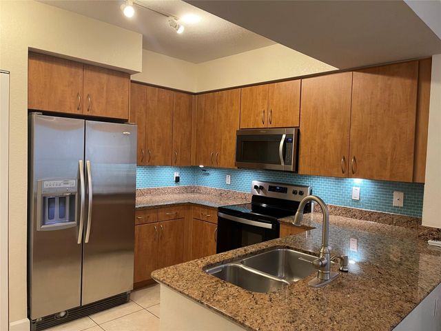 1830 RADIUS Drive 720, Hollywood, FL 33020