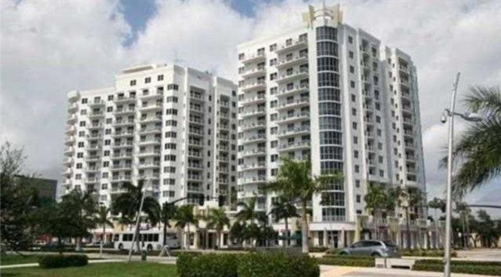 1830 RADIUS Drive 720, Hollywood, FL 33020