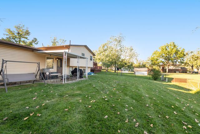 22533 Arquilla Drive, Richton Park, IL 60471