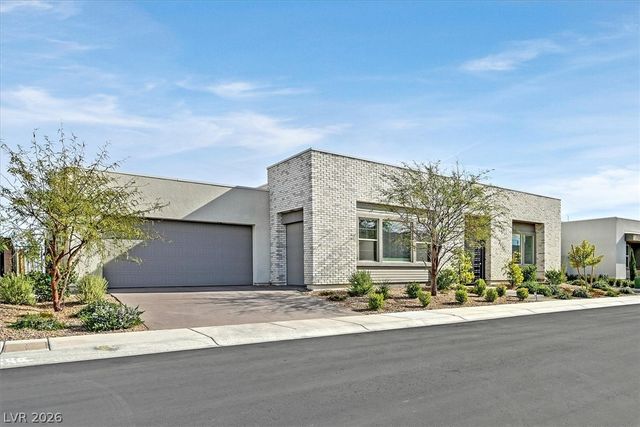 472 Sand Dune Arch Street, Las Vegas, NV 89138