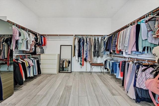 472 Sand Dune Arch Street, Las Vegas, NV 89138