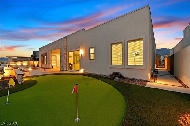 472 Sand Dune Arch Street, Las Vegas, NV 89138