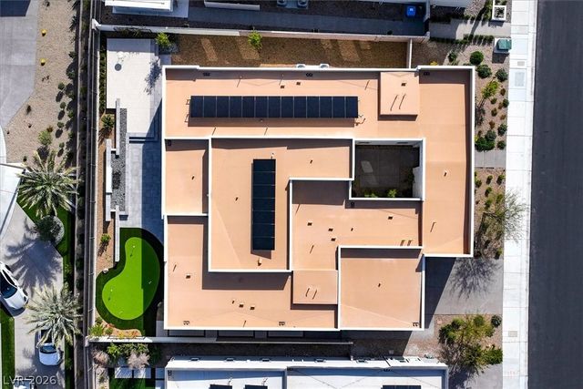 472 Sand Dune Arch Street, Las Vegas, NV 89138