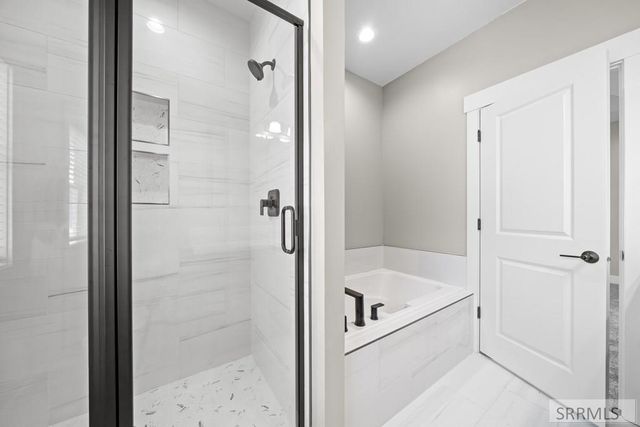 1649 Palm Springs Drive, Idaho Falls, ID 83404