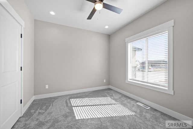 1649 Palm Springs Drive, Idaho Falls, ID 83404