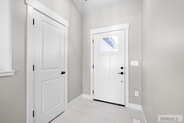 1649 Palm Springs Drive, Idaho Falls, ID 83404