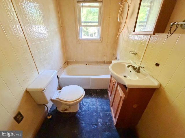 10531 HARRISON RD, Berlin, MD 21811