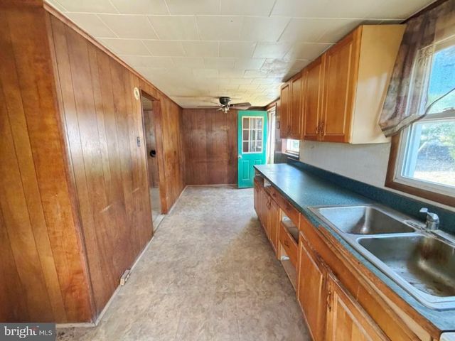 10531 HARRISON RD, Berlin, MD 21811