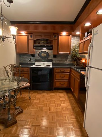 3406 Kim CT APT B24, Roanoke, VA 24018