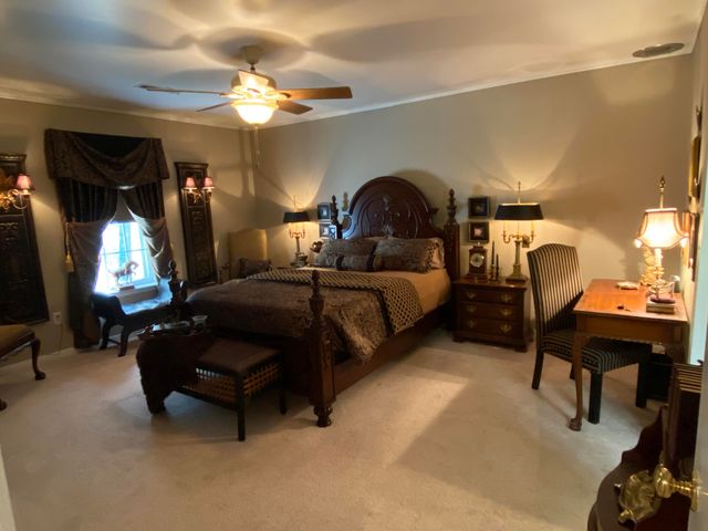 3406 Kim CT APT B24, Roanoke, VA 24018