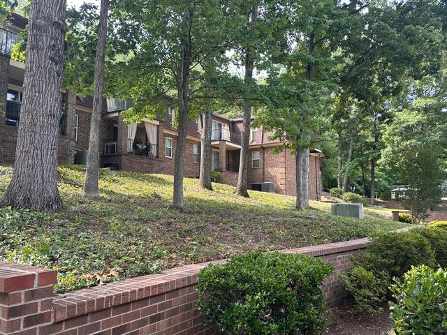 3406 Kim CT APT B24, Roanoke, VA 24018