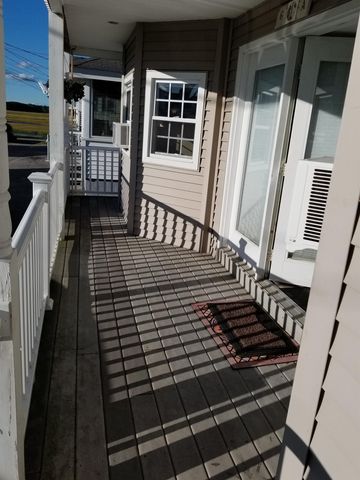 6 Francis Street, Hampton, NH 03842