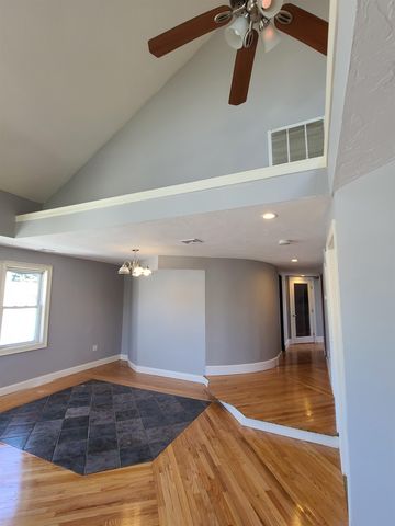 6 Francis Street, Hampton, NH 03842