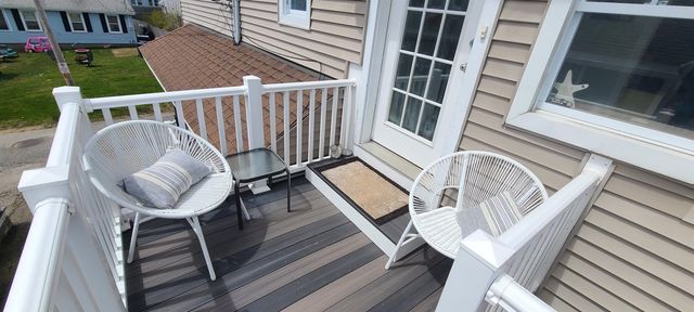 6 Francis Street, Hampton, NH 03842