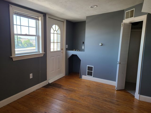 6 Francis Street, Hampton, NH 03842